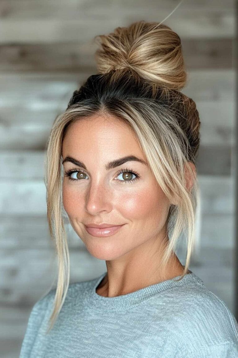 Mom Hairstyles on Busy Days: Easy & Quick The One Minute Top Knot